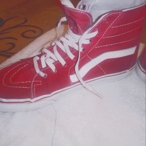 V old School Red High Tops